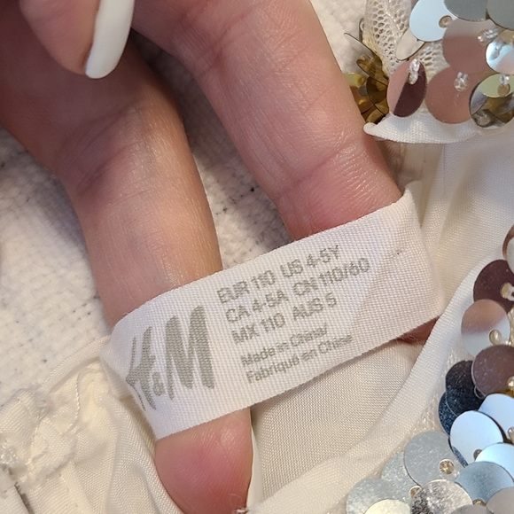 H&M Girls dress - Picture 4 of 5